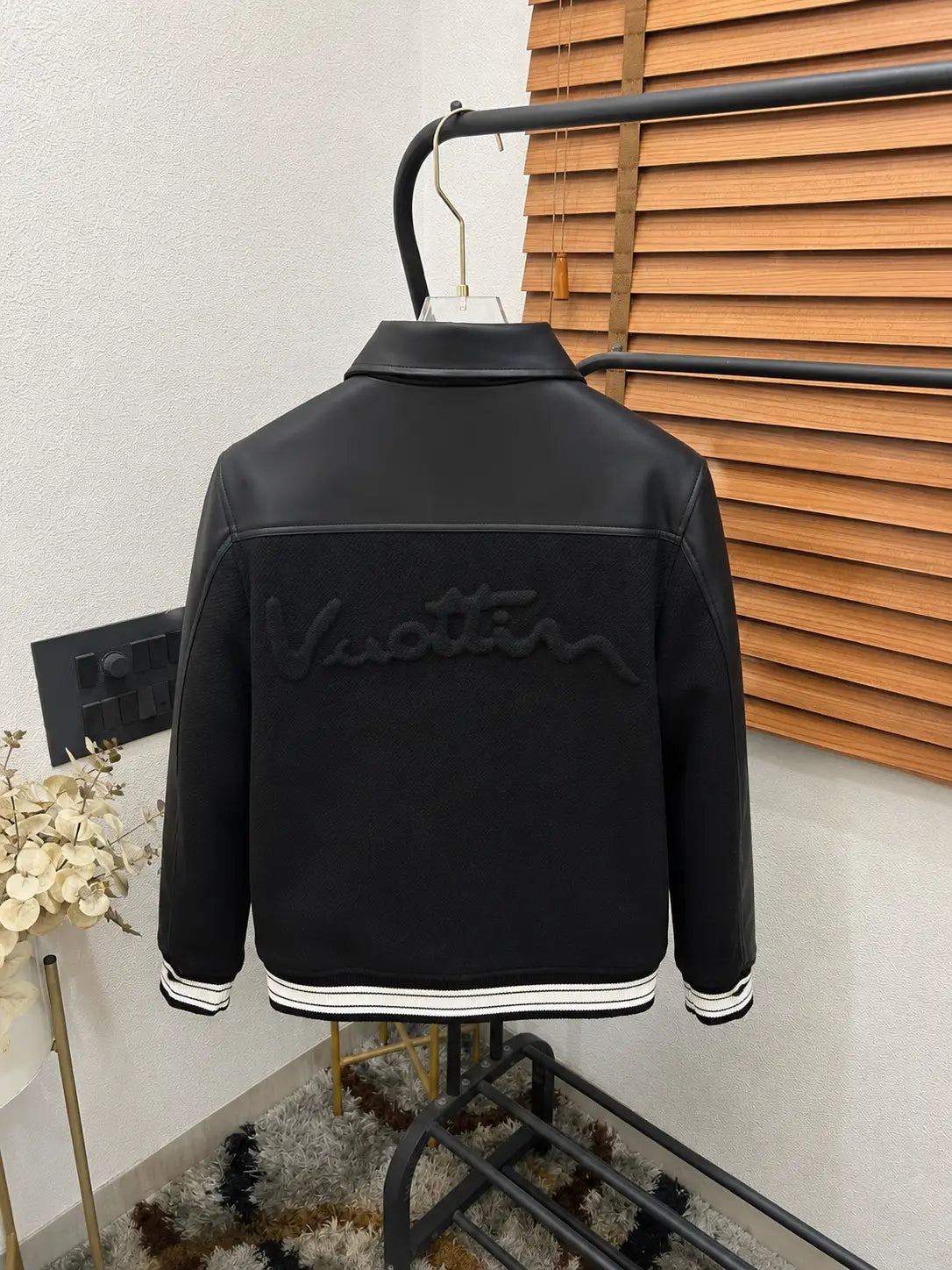 Loui_s Vuitton Imported Exclusive Woollen & Leather Varsity Jacket DN 612