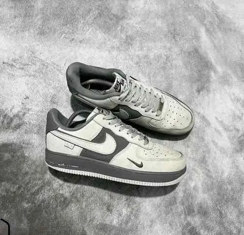 Nikee Airforce 1 Low EPIC GREY