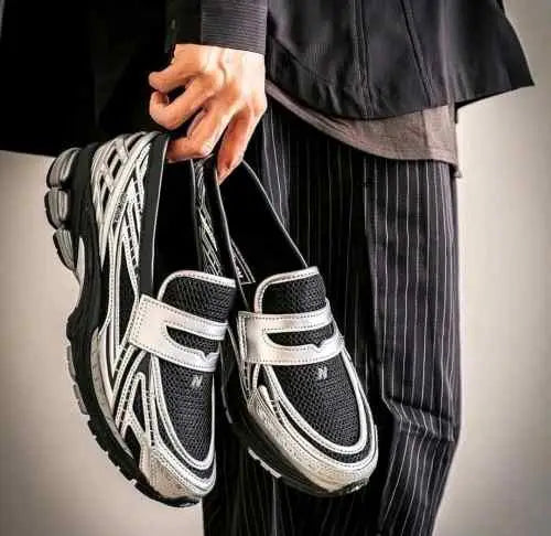 Neww Balance 1906L Silver Metallic Black