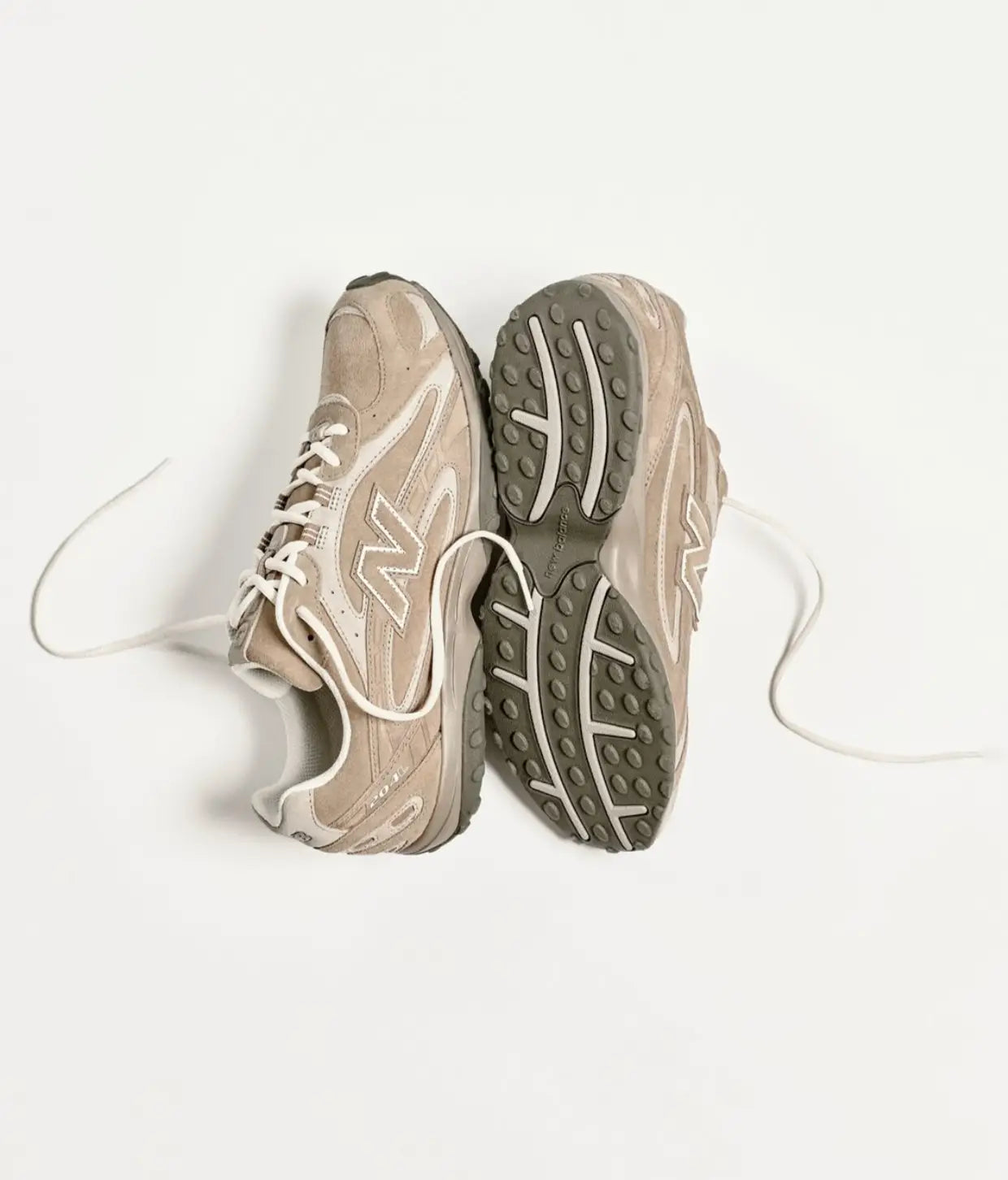 New Balance 204L Mushroom Arif Stone (428