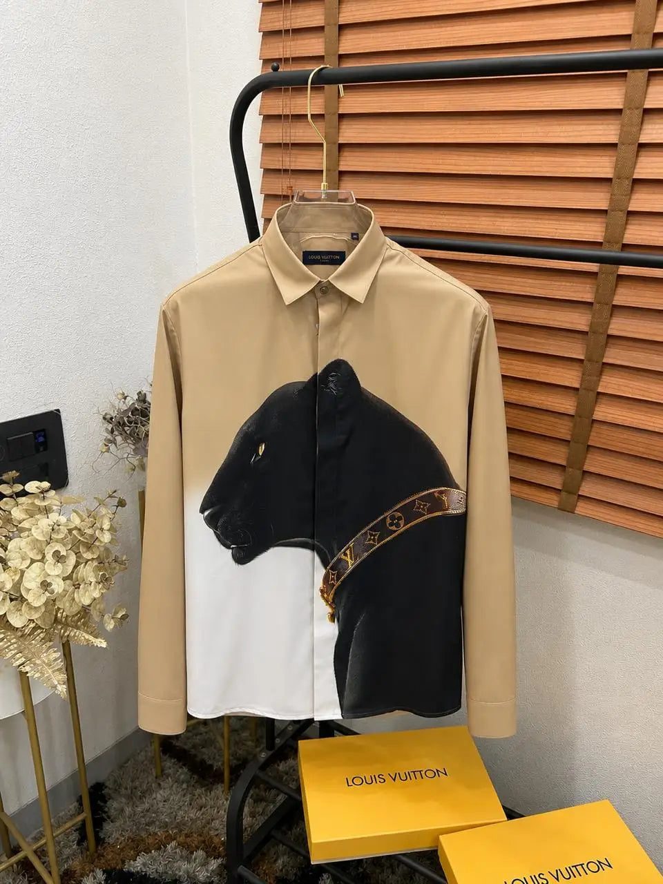 Loui_s Vuitton Imported EXclusive Cheetah Printed MonogRam Sequence Premium Shirt With Brand Box DN 620